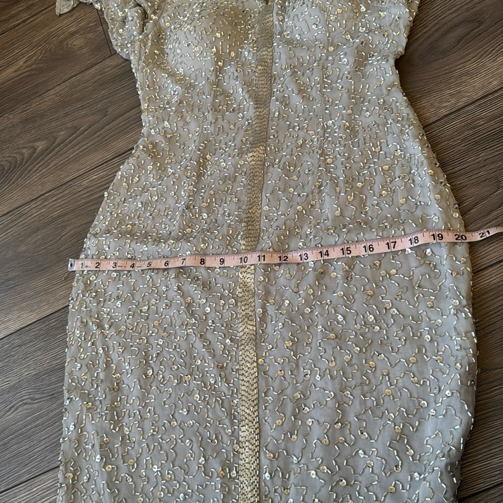Elegant beaded silk gown size 8 silver / grey long sleeve vintage flawless - Picture 12 of 16